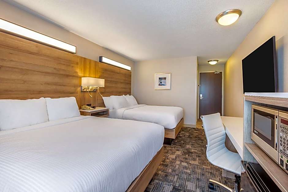 Microtel Inn & Suites by Wyndham Timmins