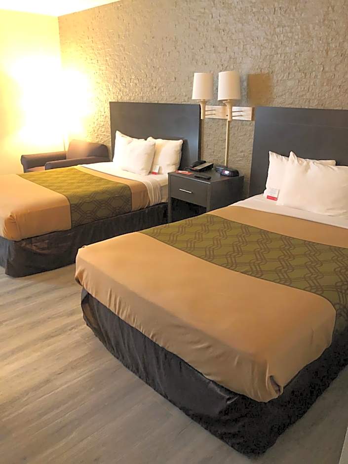 Econo Lodge Metro