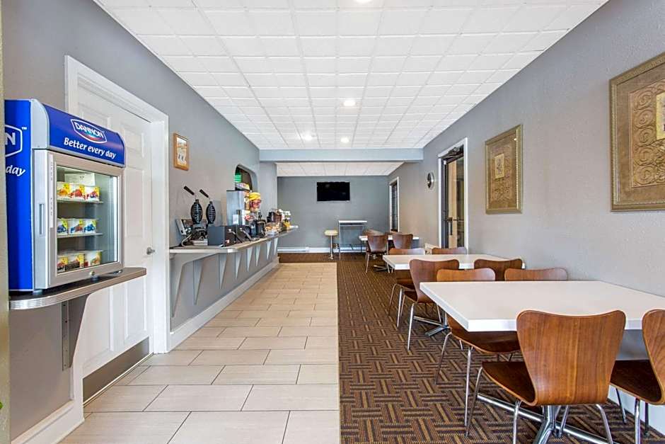 Super 8 by Wyndham Wytheville