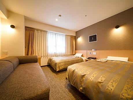 Twin Room - Main Building