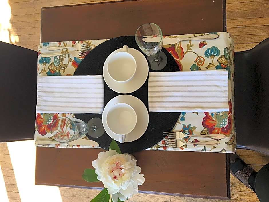 La Maison de Ville - bed & bistro