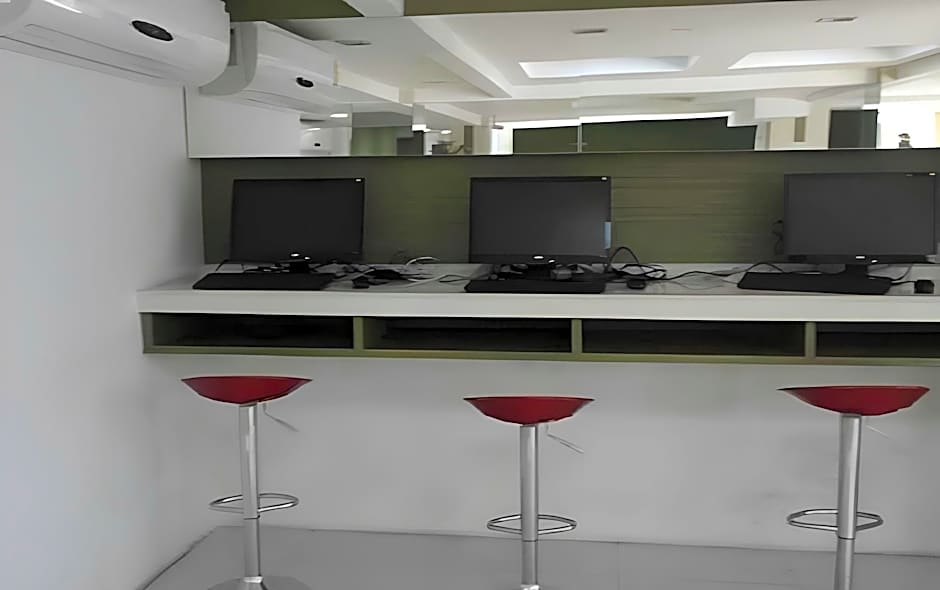 Nantra Sukhumvit 39 Hotel
