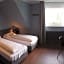 Hotel Henry