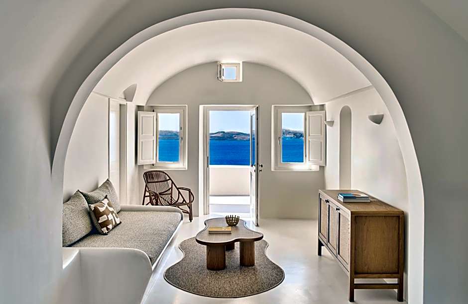 Mystique, a Luxury Collection Hotel, Santorini