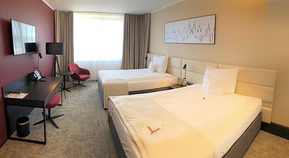 Photo 1 of 4 of 2 Twin Beds
