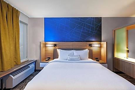 King Studio with Sofa Bed