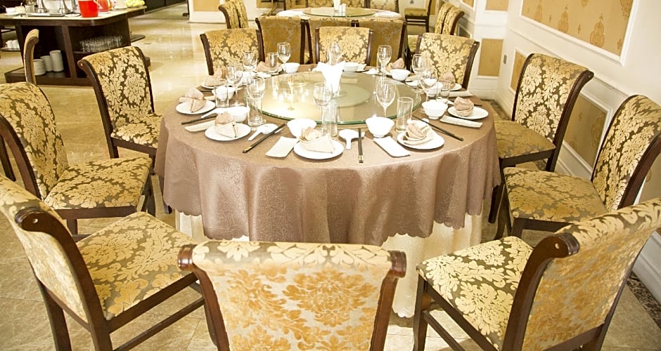 City Bay Palace Hotel