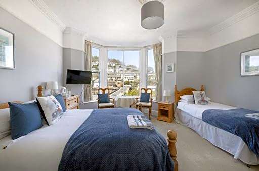 Bridgeside Guest House