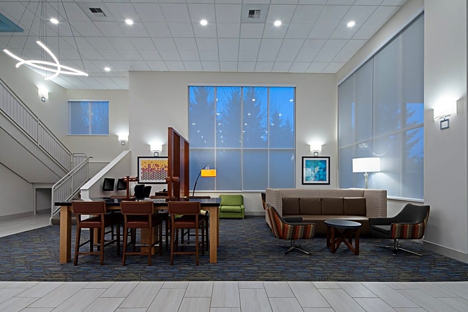 Holiday Inn Express Seattle - Sea-Tac Airport By IHG