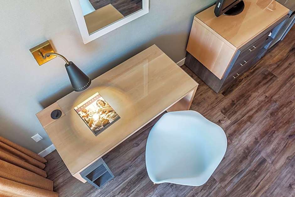 UpValley Inn & Hot Springs, Ascend Hotel Collection 