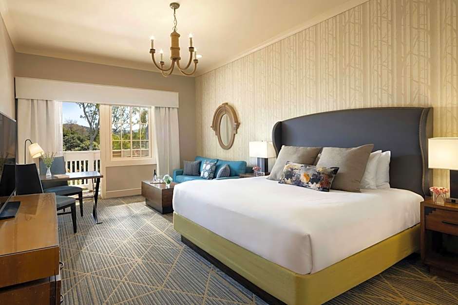 River Terrace Inn