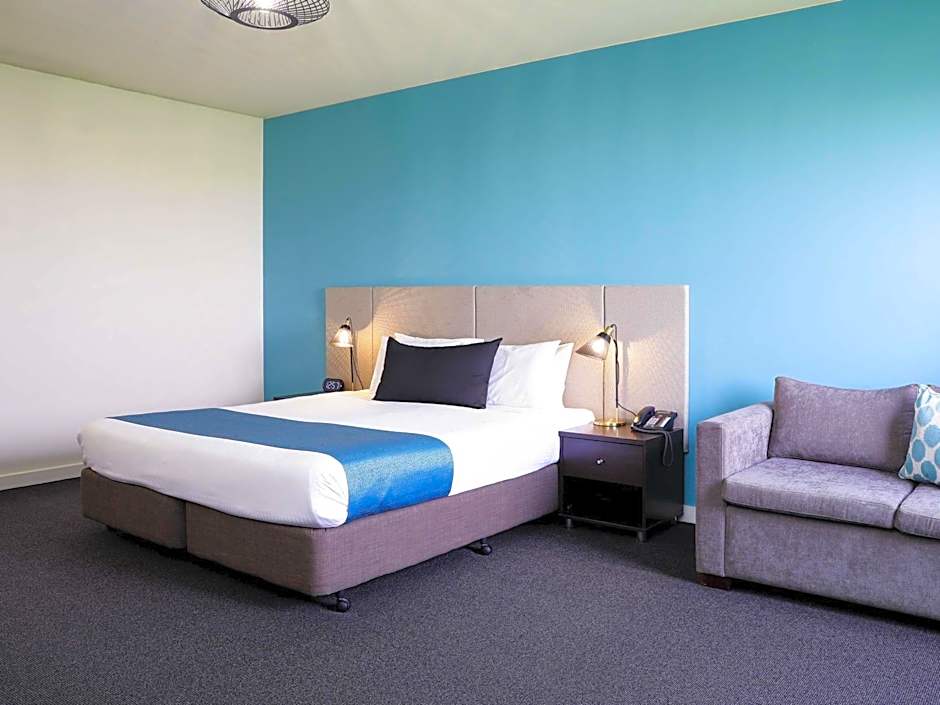 Mantra Melbourne Melton