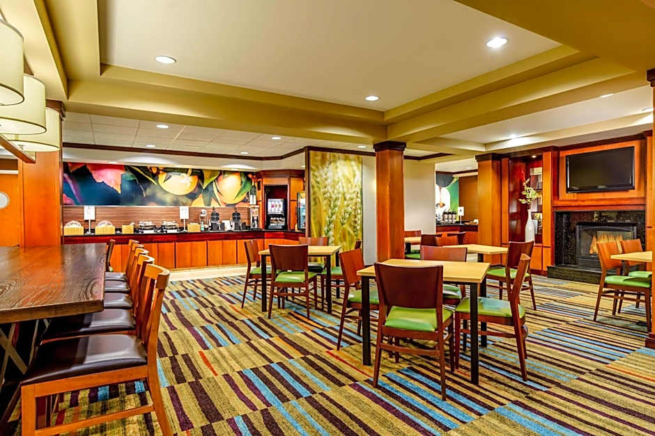 Fairfield Inn & Suites by Marriott Peoria East