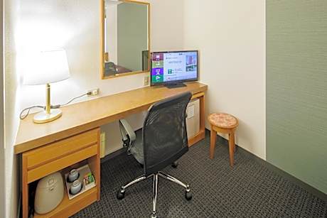 Twin Room - Non-Smoking