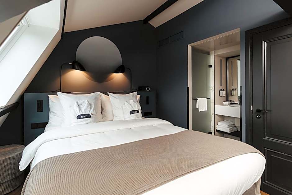 The Nox Hotel