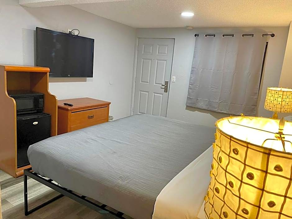 The L Motel Downtown/NAU Conference Center