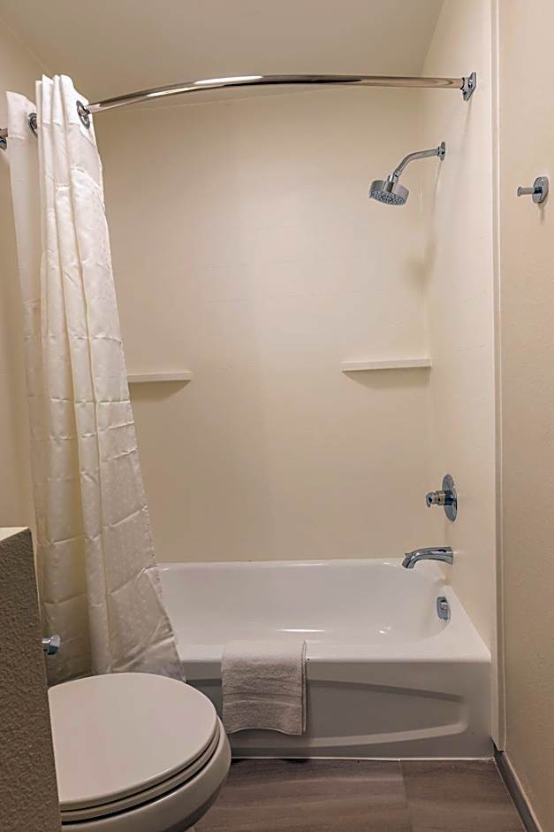 Holiday Inn Express & Suites Englewood - Denver South By IHG