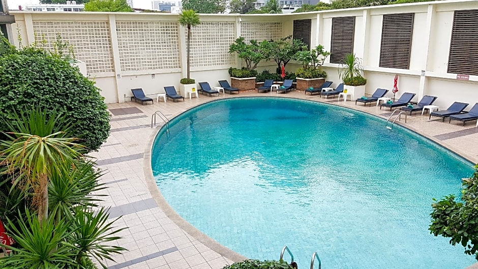 Narai Hotel (SHA Extra Plus)