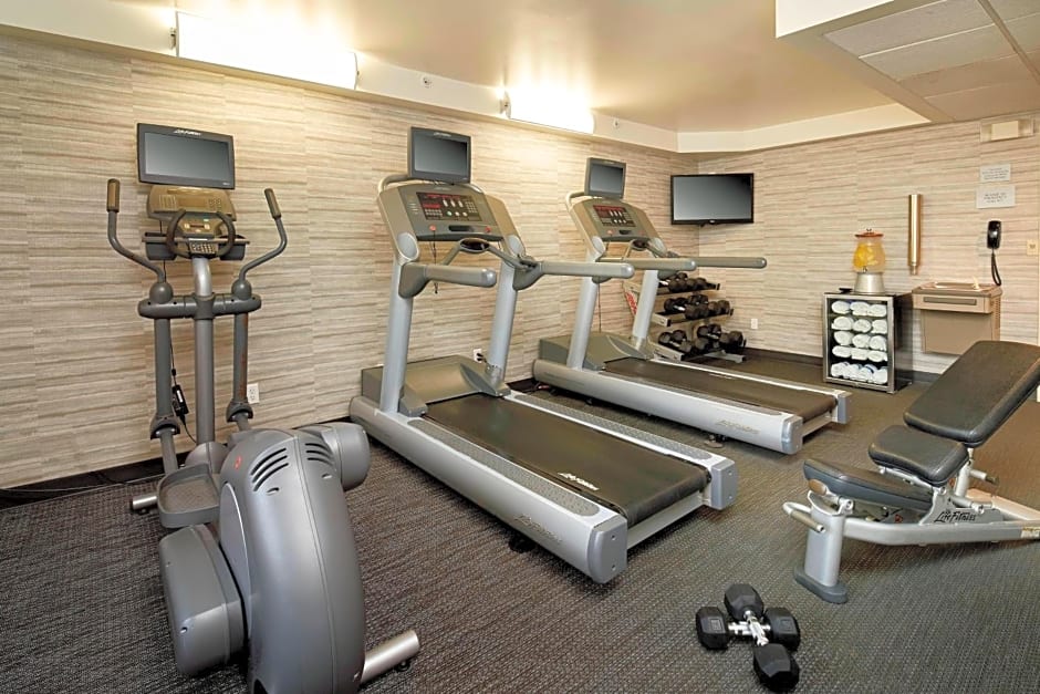 Courtyard by Marriott Lansing