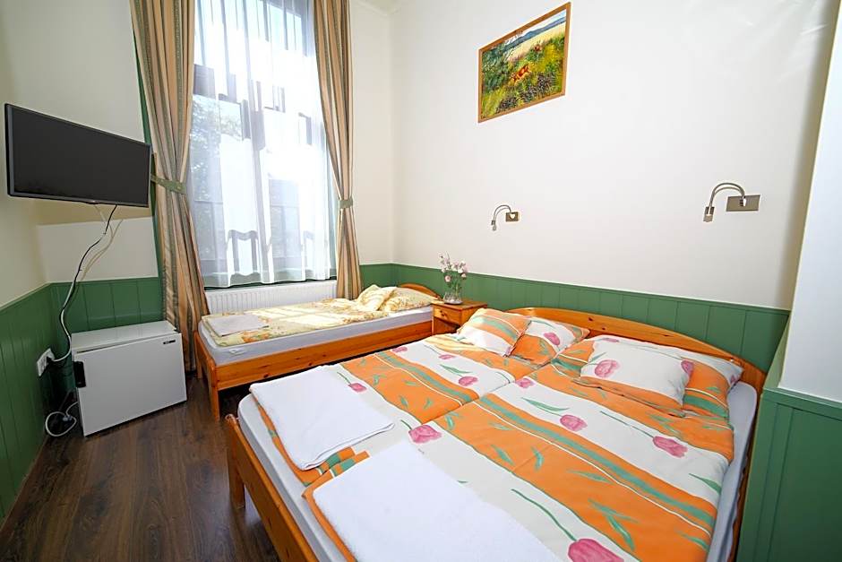 Kisfaludy Vendégház -Sümeg-