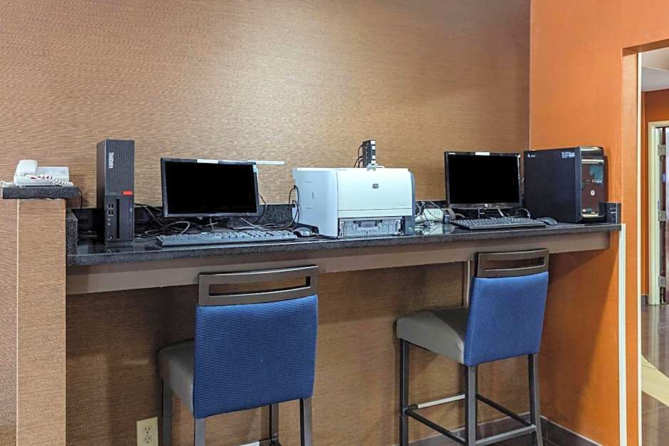 Comfort Inn Garner Clayton I-40