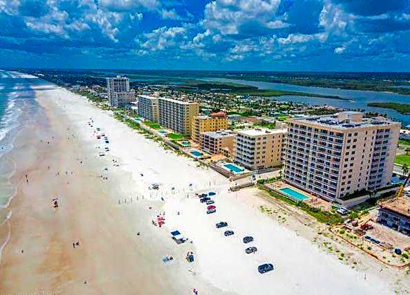 Family Friendly - Direct Oceanfront Sanibel 303