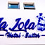 La Lola Hotel & Suites