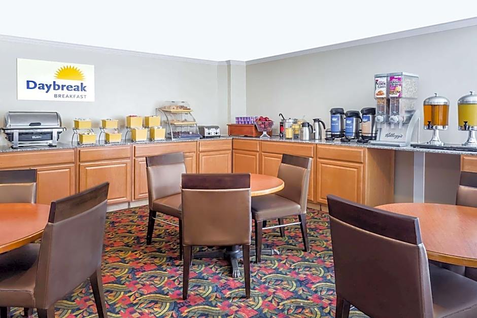 Days Inn by Wyndham Williamsburg Historic Area