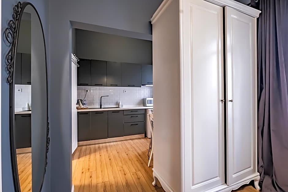 Selvese Suites, Serviced Living in Galata