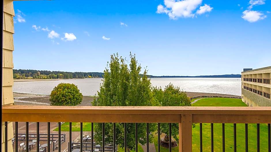 Best Western Plus Silverdale Beach Hotel