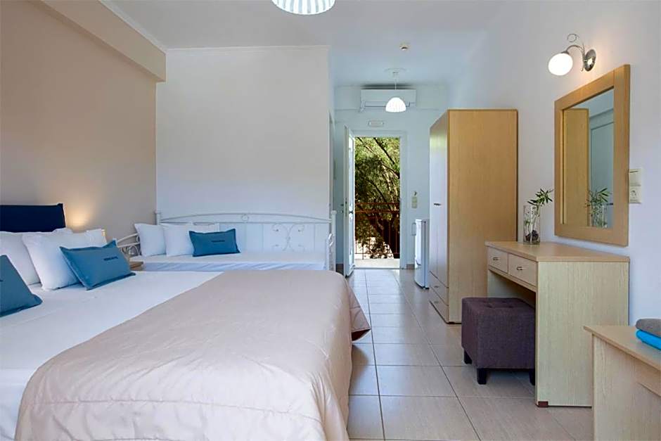 Menes Hotel