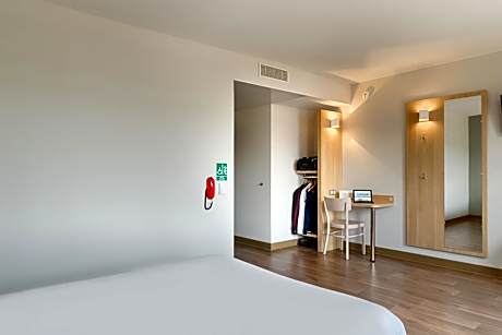 Quadruple Room - Disability Access