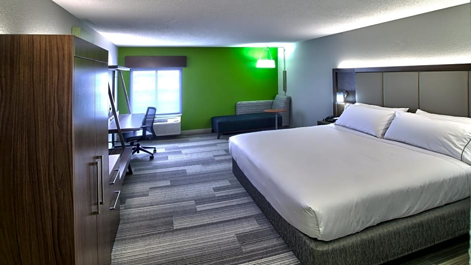 Holiday Inn Express & Suites Evansville North, an IHG Hotel