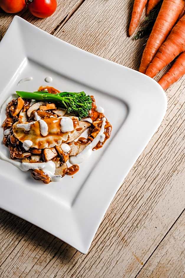 THERESET Schloss Groß Plasten