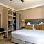 Oasis lodges