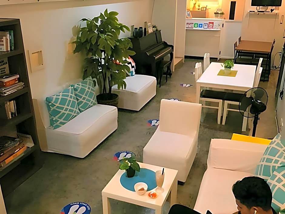 CROSSROADS HOSTEL MANILA