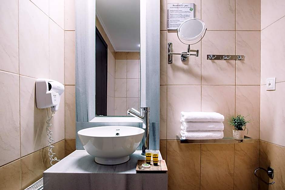 AAR Hotel & Spa