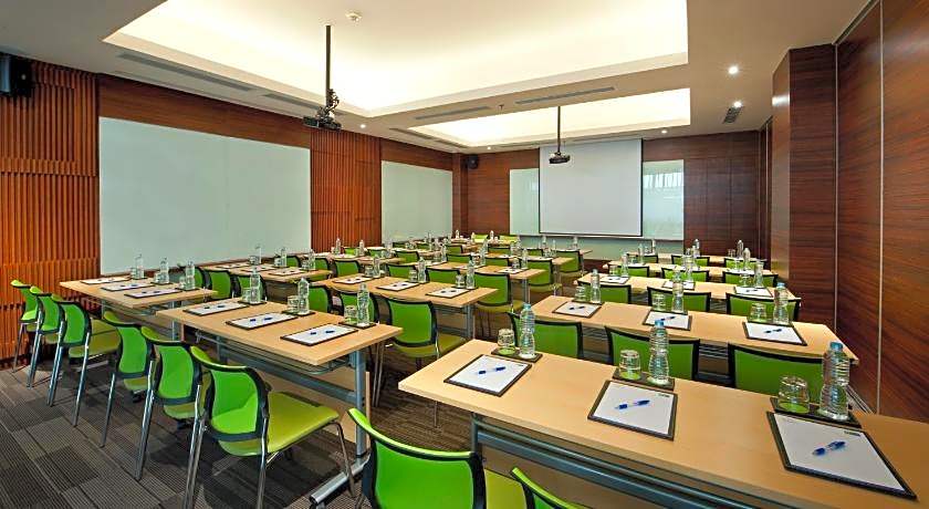 Holiday Inn Express Semarang Simpang Lima By IHG