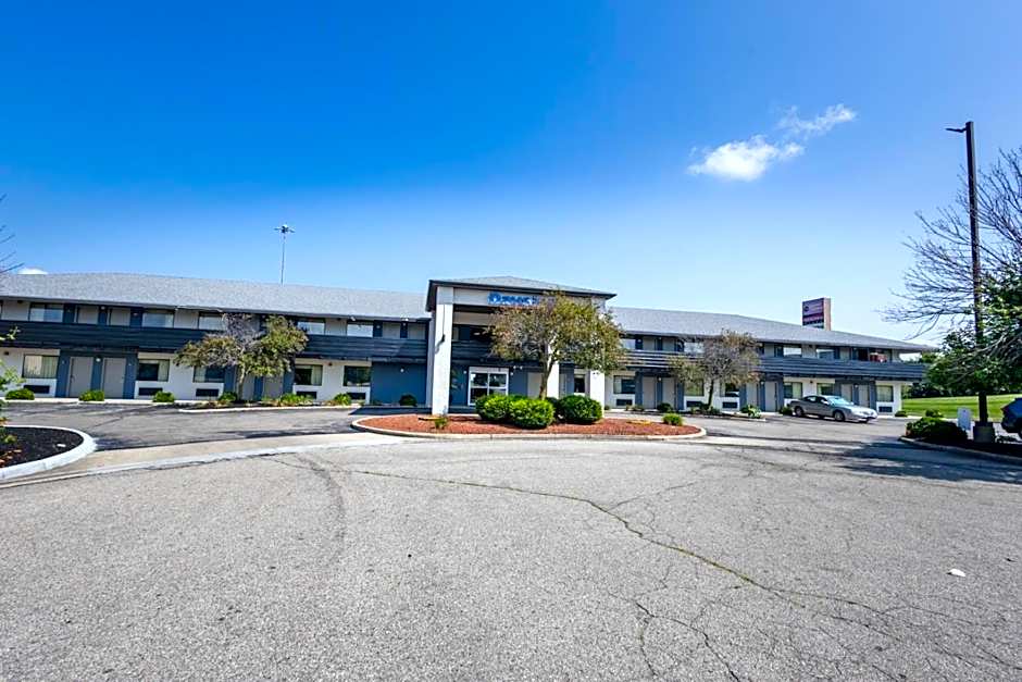 Days Inn by Wyndham Dayton Huber Heights Northeast