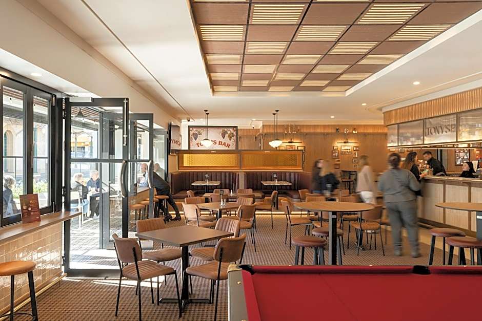 Gawler Arms Hotel
