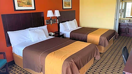 2 Double Beds Smoking-2 Double Beds Nonsmoking With Free Wi-Fi, Microwave, Mini-Fridge, Hair Dryer, 
