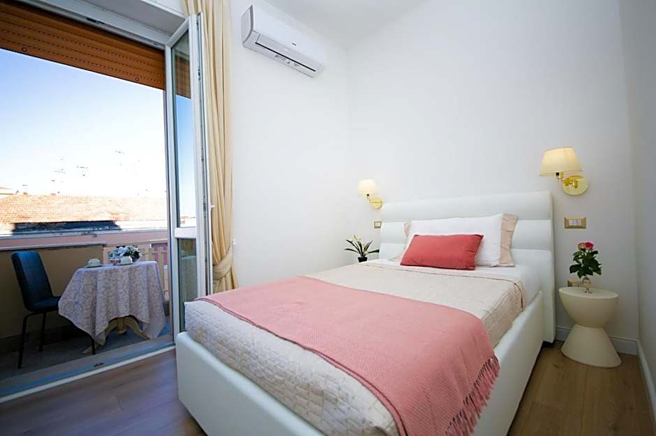 Viale Italia Boutique Rooms