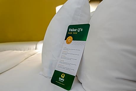 Double Room with Two Double Beds - Accessible/Non-Smoking