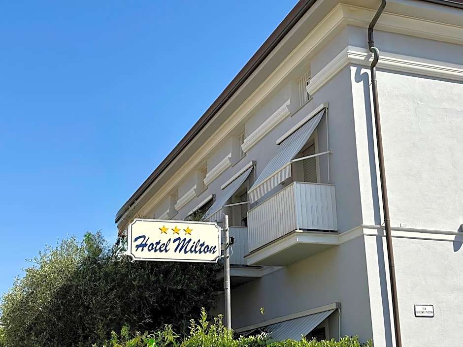 Hotel Milton