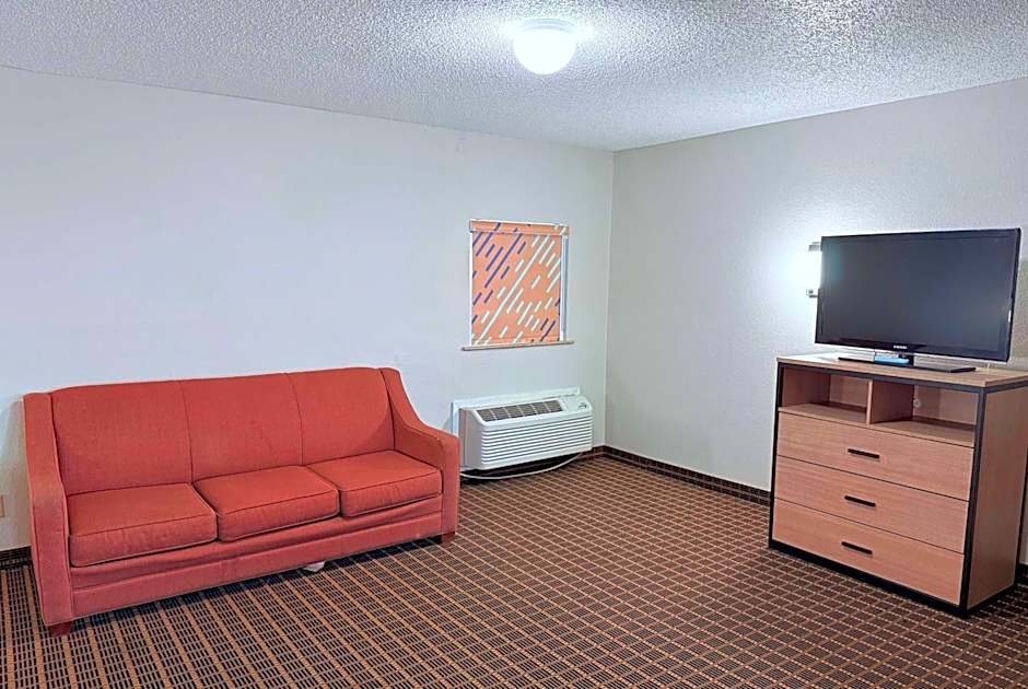 Days Inn by Wyndham San Antonio Interstate Hwy 35 North