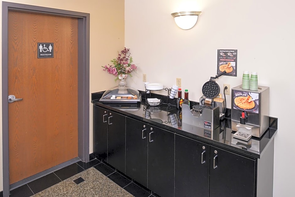 Americas Best Value Inn - Collinsville / St. Louis