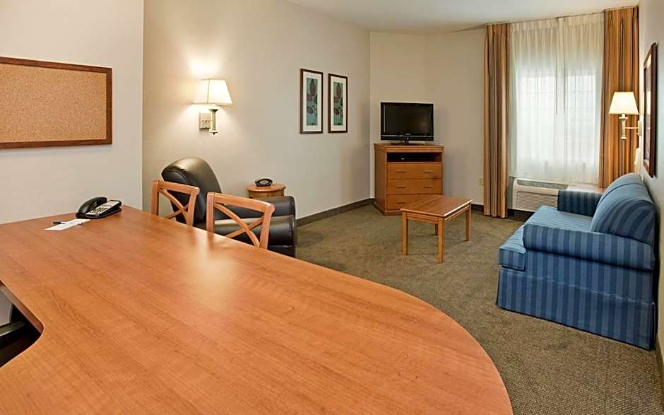 Candlewood Suites Kansas City Northeast By IHG