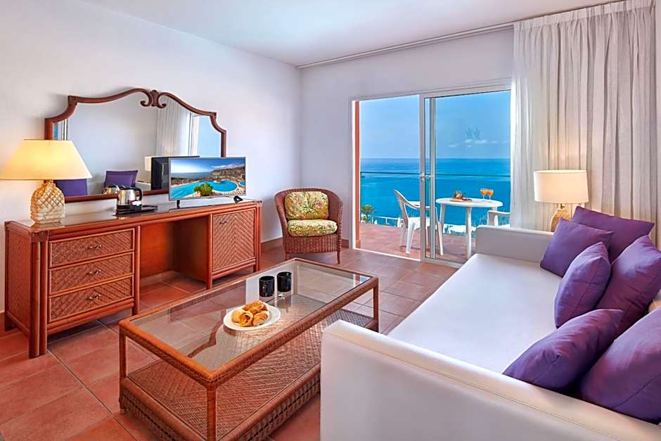 Mogan Princess & Beach Club