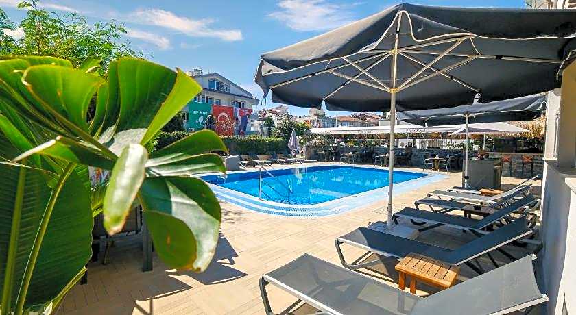 MONİ HOTEL