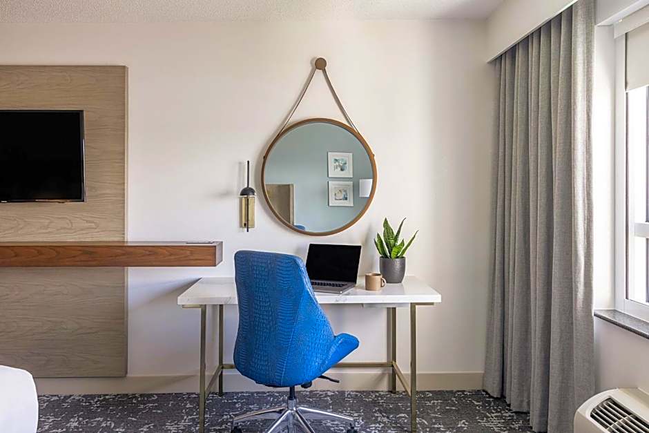 Crowne Plaza Fort Myers Gulf Coast By IHG